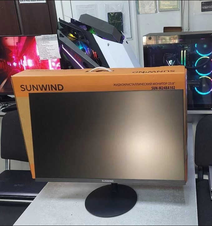 Монитор 24'' SunWind SUN-M24BA102 новый в коробке