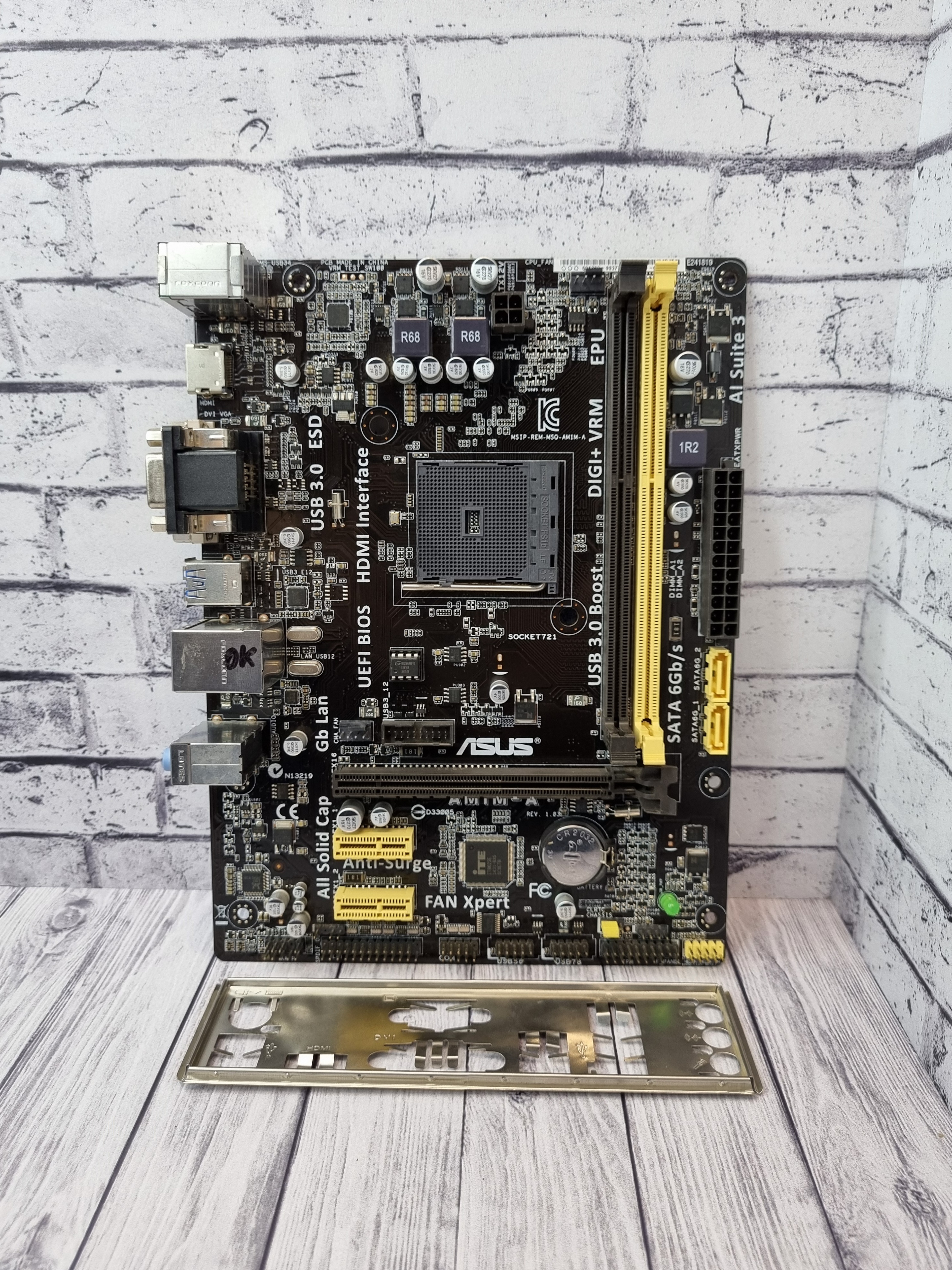 Материнская плата microATX SAM1 asus AM1M-A