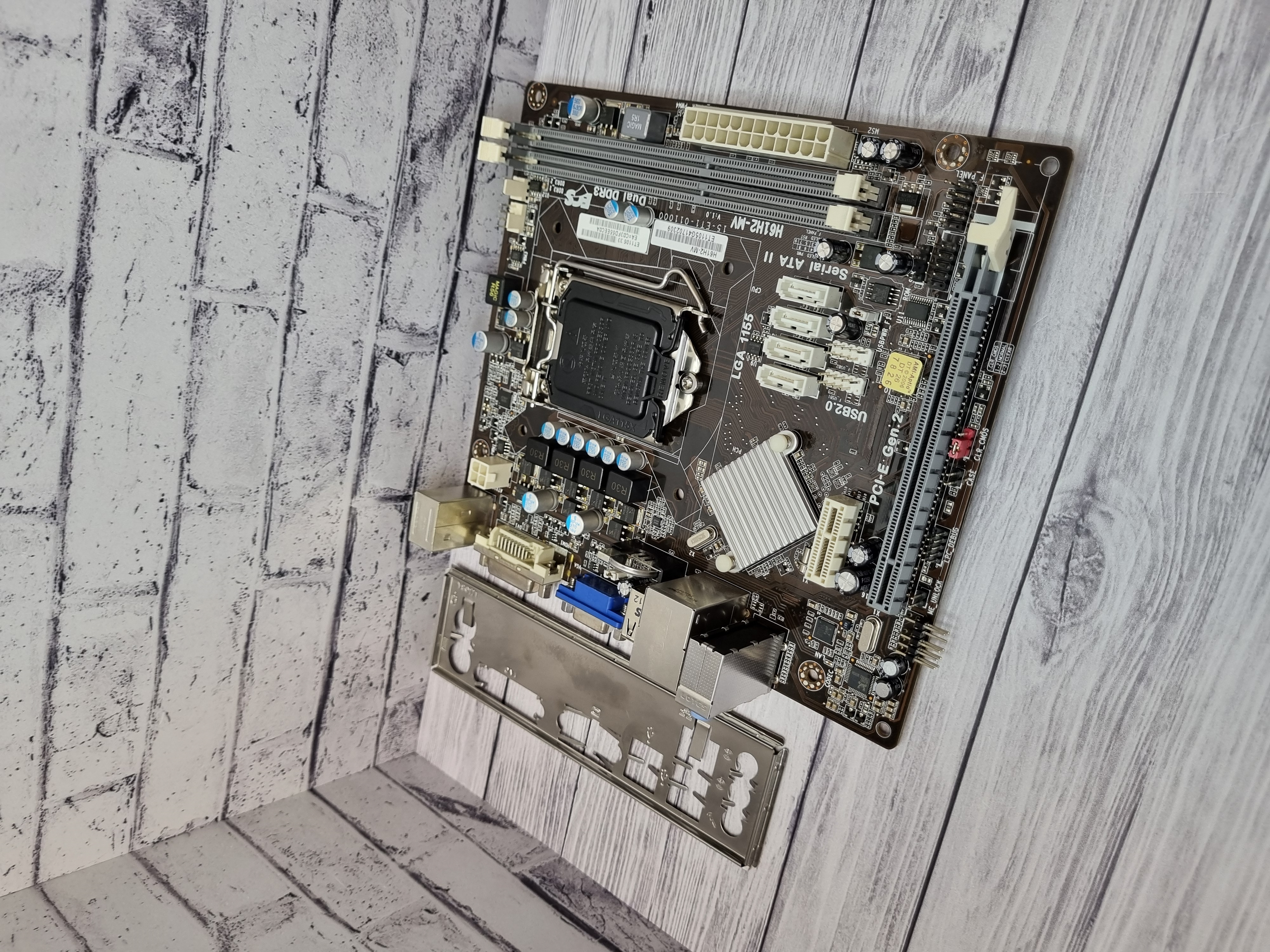 Материнская плата micro ATX S1155 ECS H61H2-MV