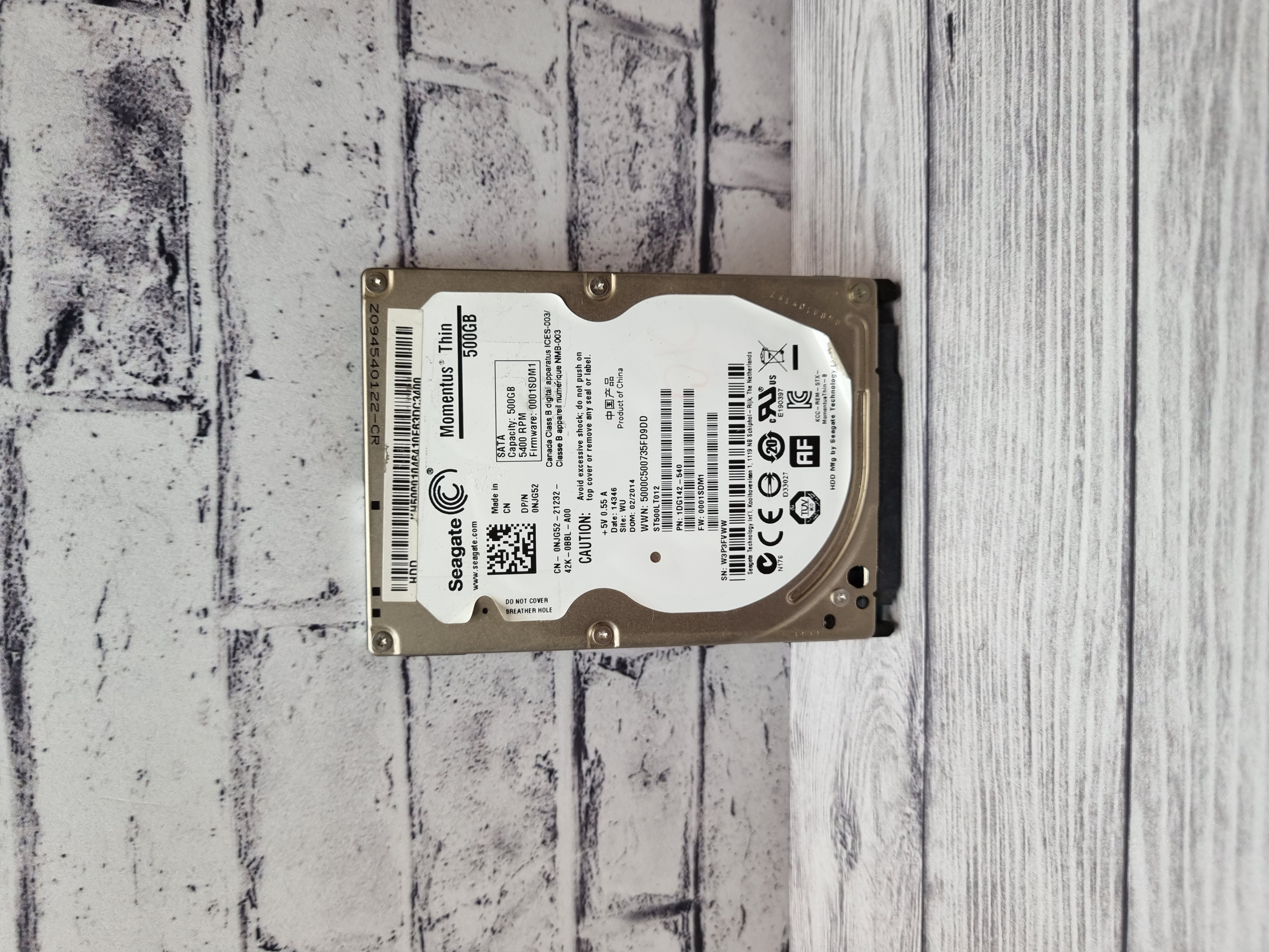 Жесткий диск для ноутбука SATA 500GB Seagate Momentus Thin ST500LT012