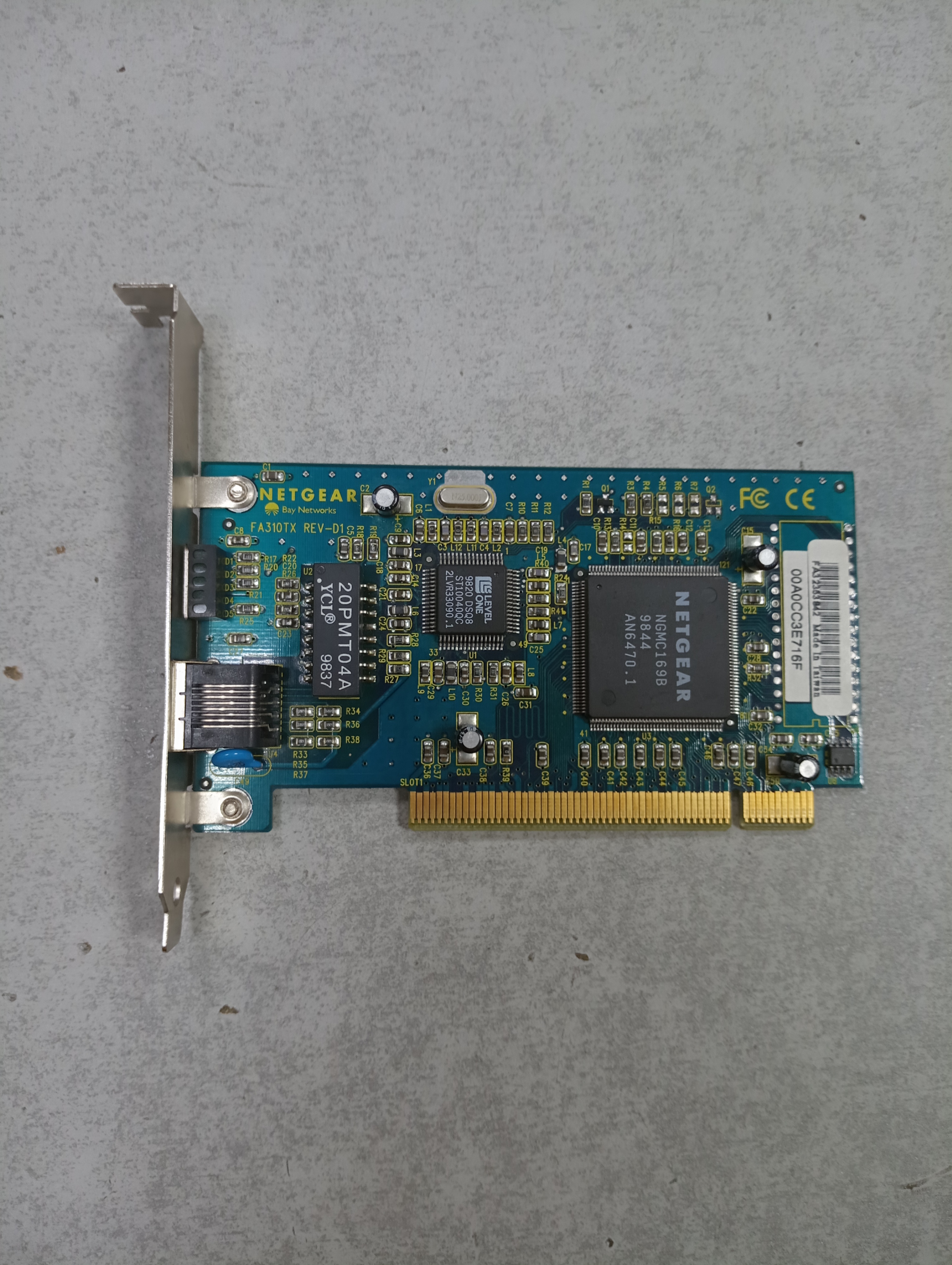 Сетевая карта PCI 1-100MbE NETGEAR FA310TX