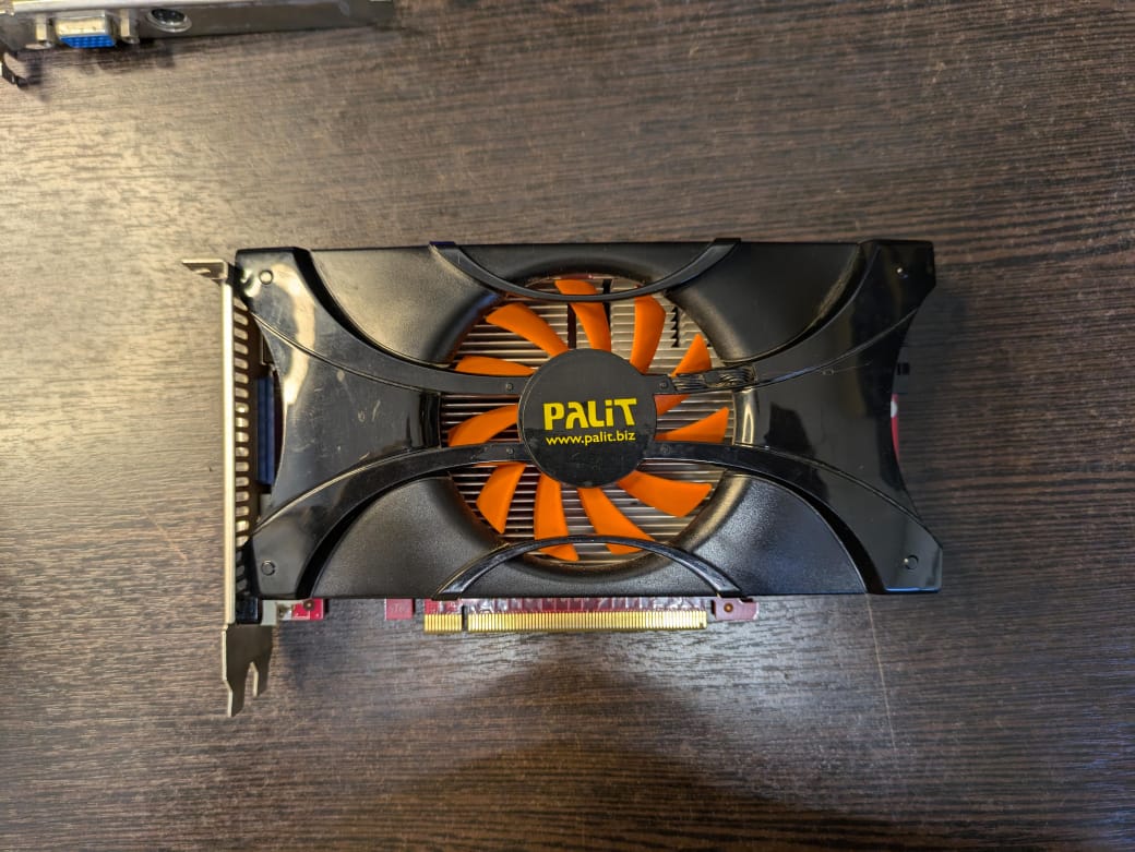 Видеокарта PCI-E nvidia Geforce GTX 460 1GB
