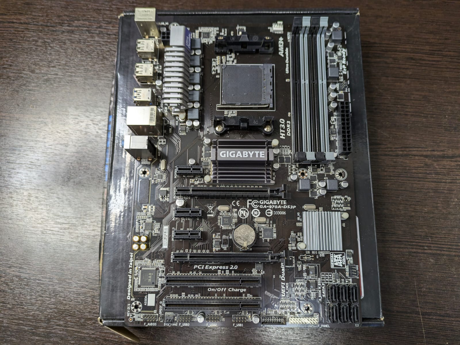 Материнская плата ATX SAM3+ gigabyte GA-970A-DS3P