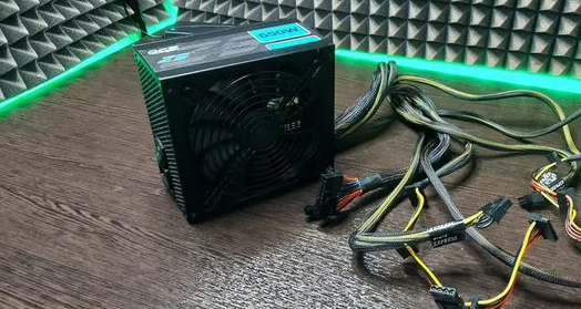 Блок питания ATX 650WT OCZ-ZS650W-EU