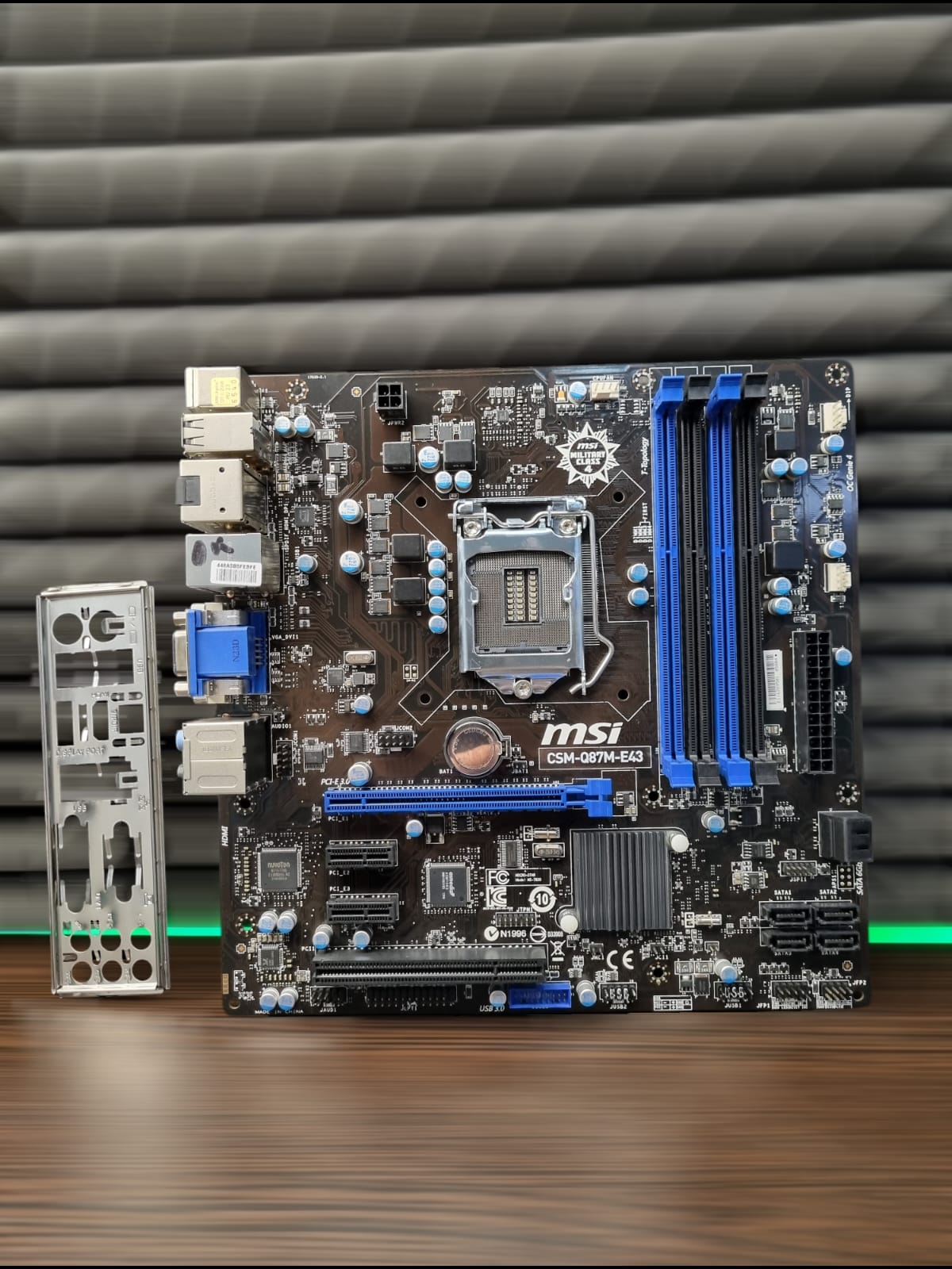 Материнская плата microATX Socket 1150 CSM-Q87M-E43