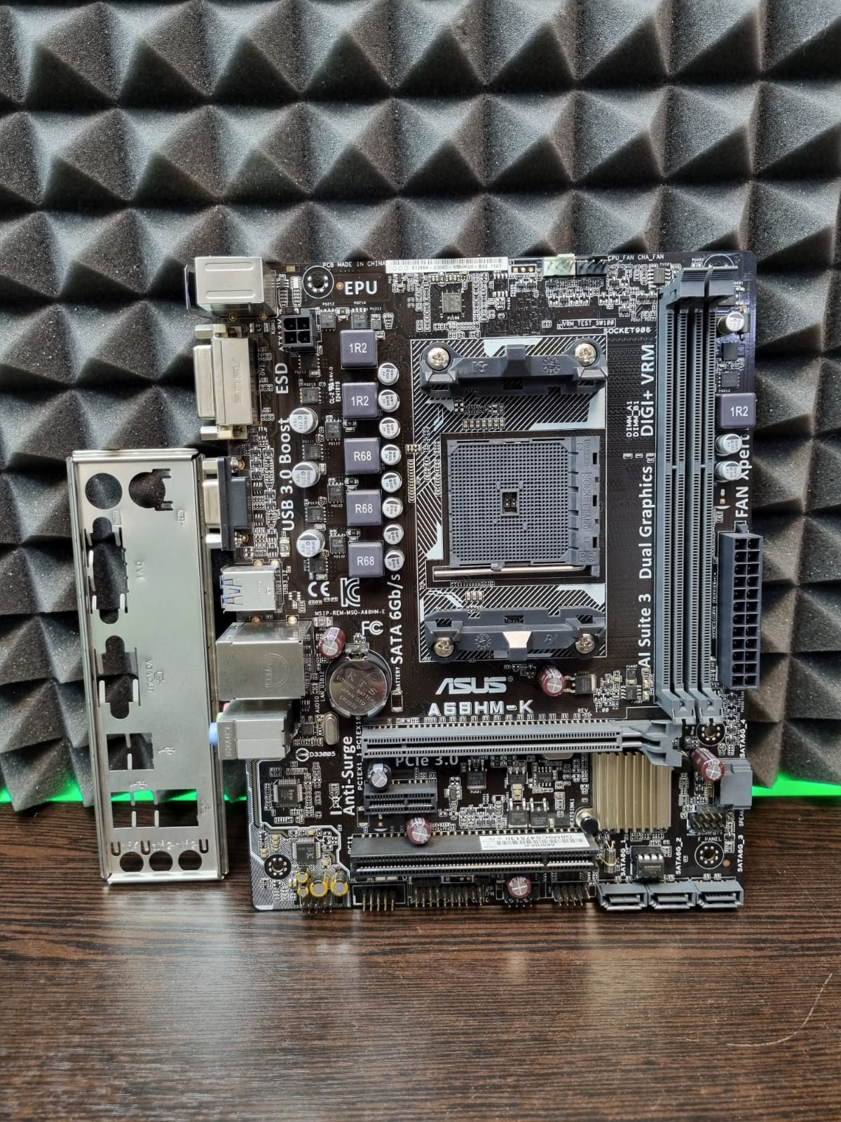 Материнская плата microATX SFM2+ asus A68HM-K