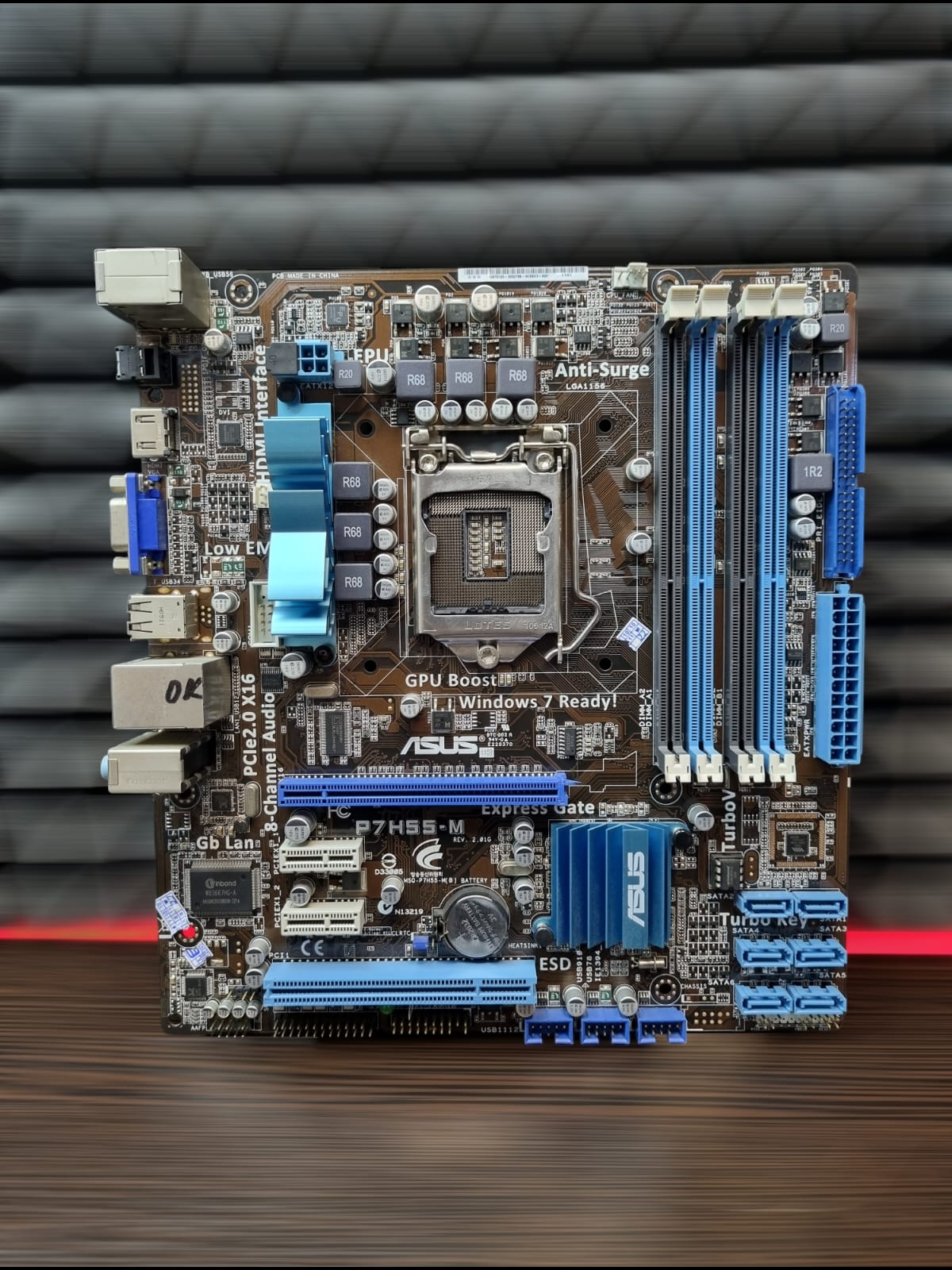 Материнская плата MicroATX S1156 ASUS P7H55-M