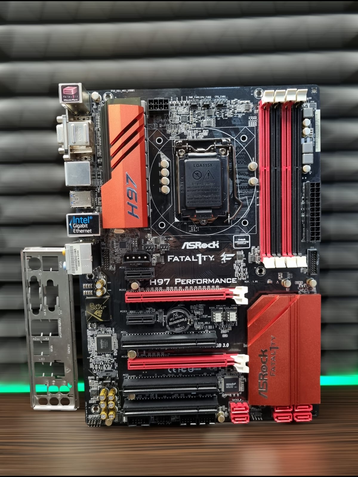 Материнская плата ATX S1150  ASRock Fatal1ty H97 Performance