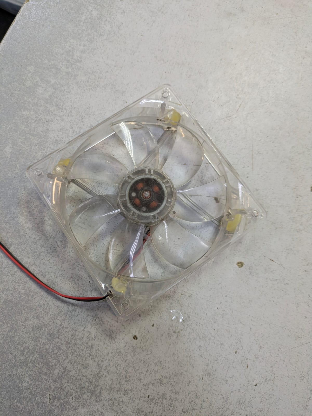 Вентилятор для корпуса 120MM HK FAN DC 12V 0.15A