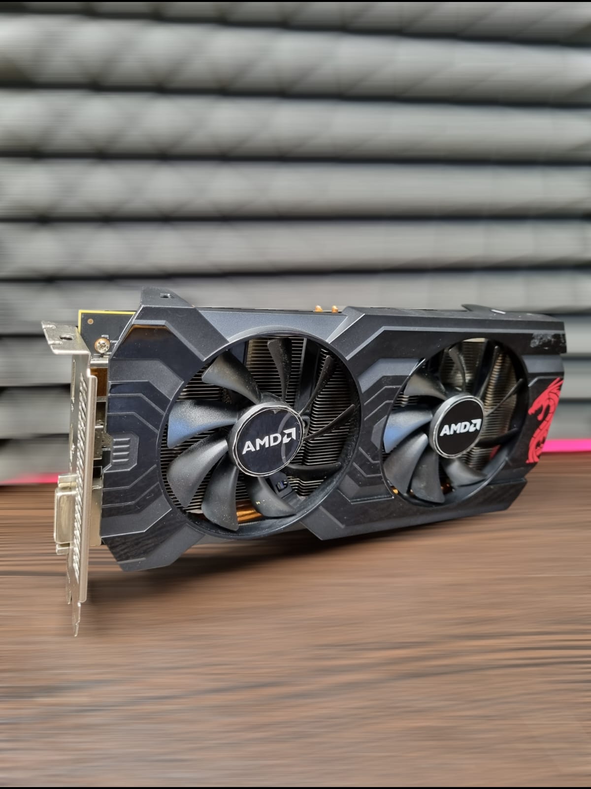 Видеокарта RX 570 8GB power color RED dragon