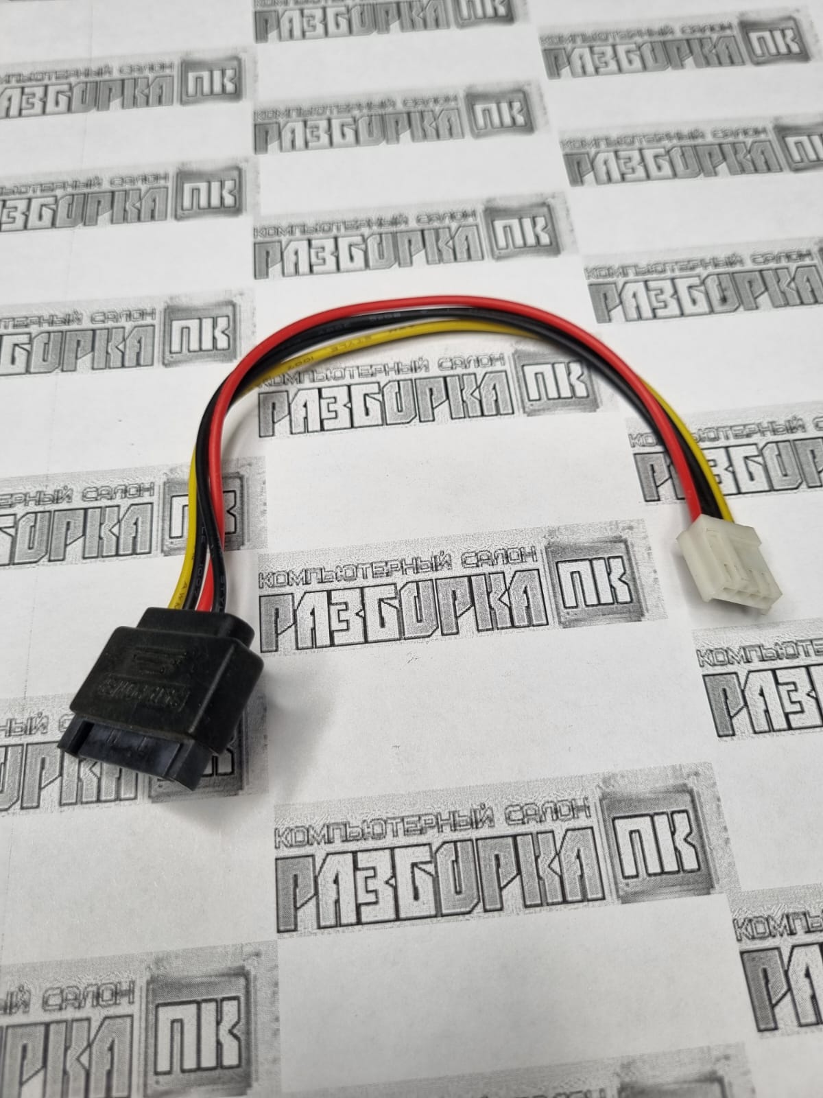 Переходник питание SATA мама - 4pin FDD питание