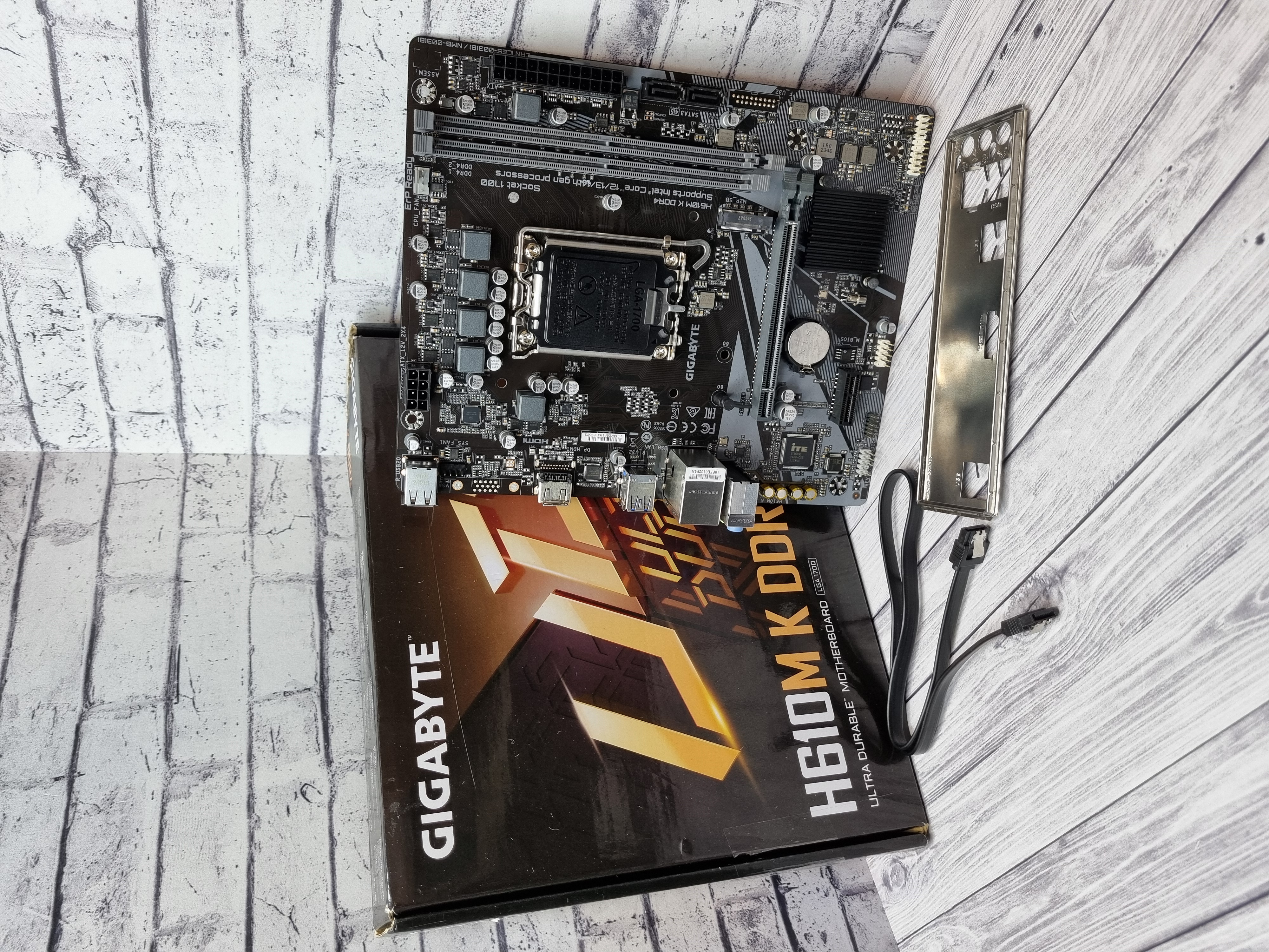 Материнская плата microATX S1700 GIGABYTE H610M K DDR4 REV 2.0