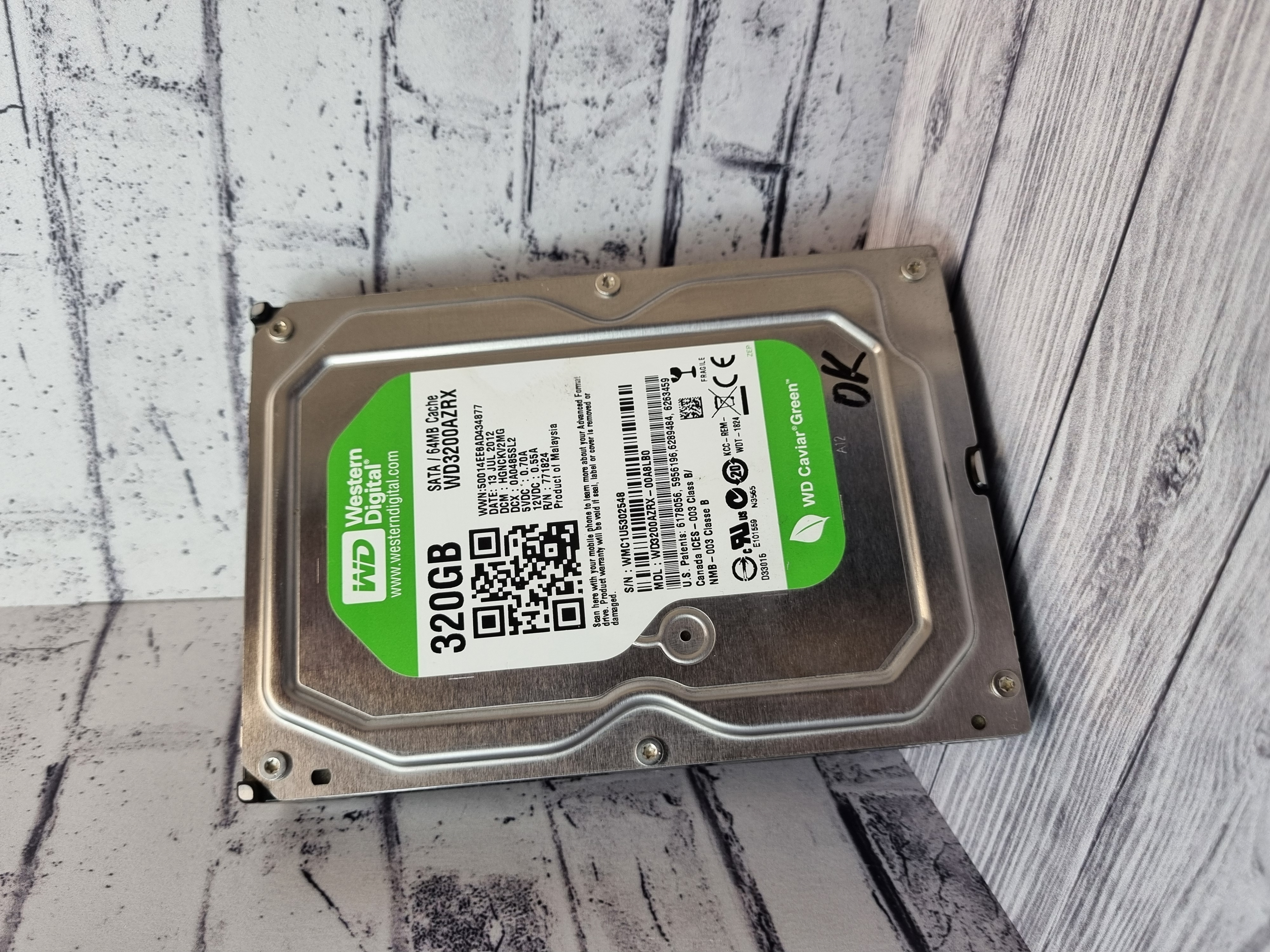 Жесткий диск SATA 320GB WD Caviar Green