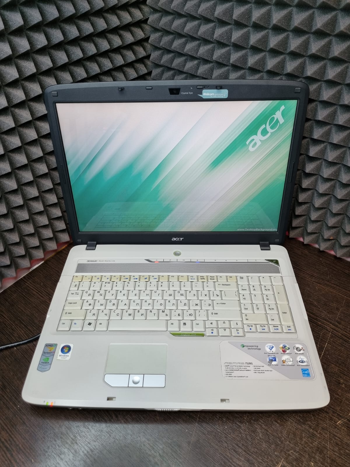 Ноутбук Acer Aspire 7520G