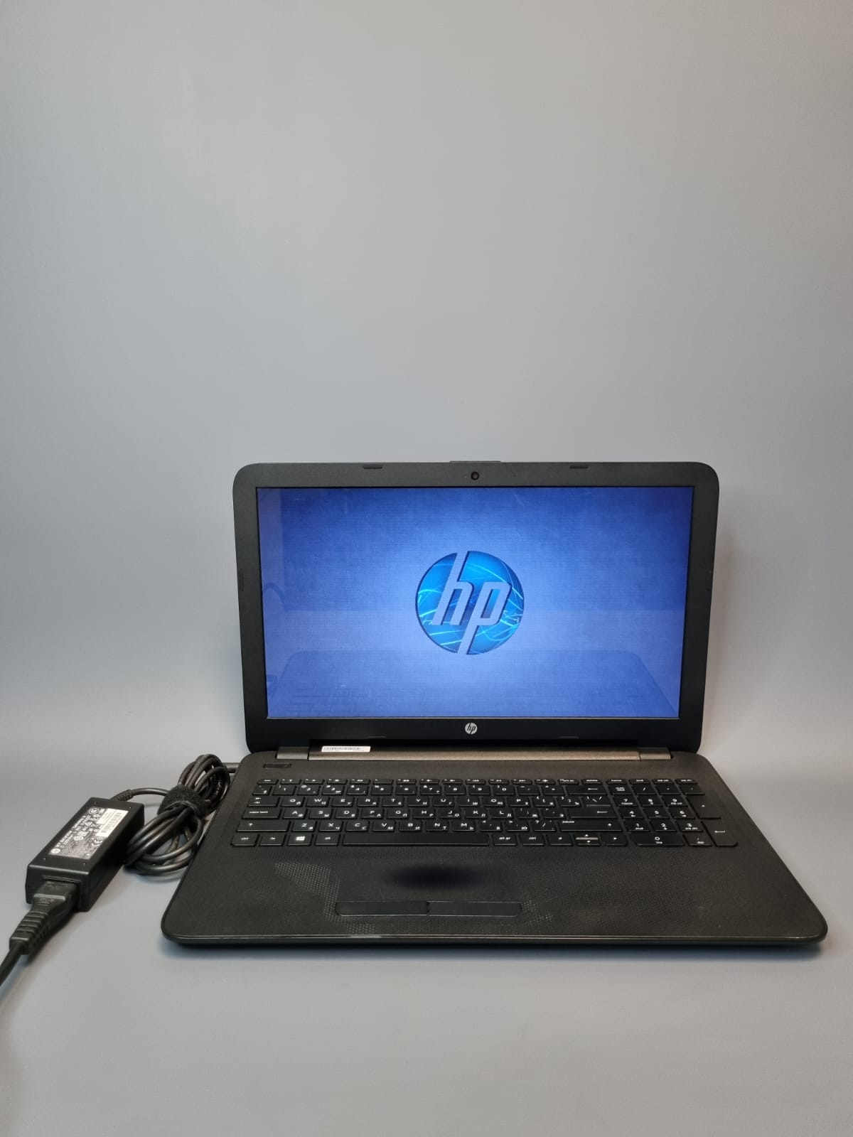 Ноутбук HP 15-af124ur