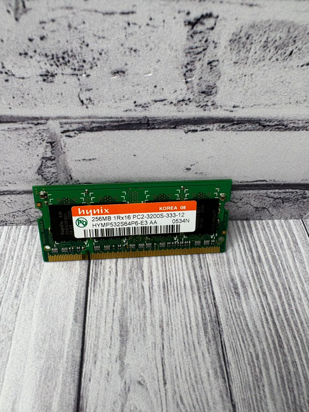 Оперативная память SO-DIMM Hynix DDR2 256MB