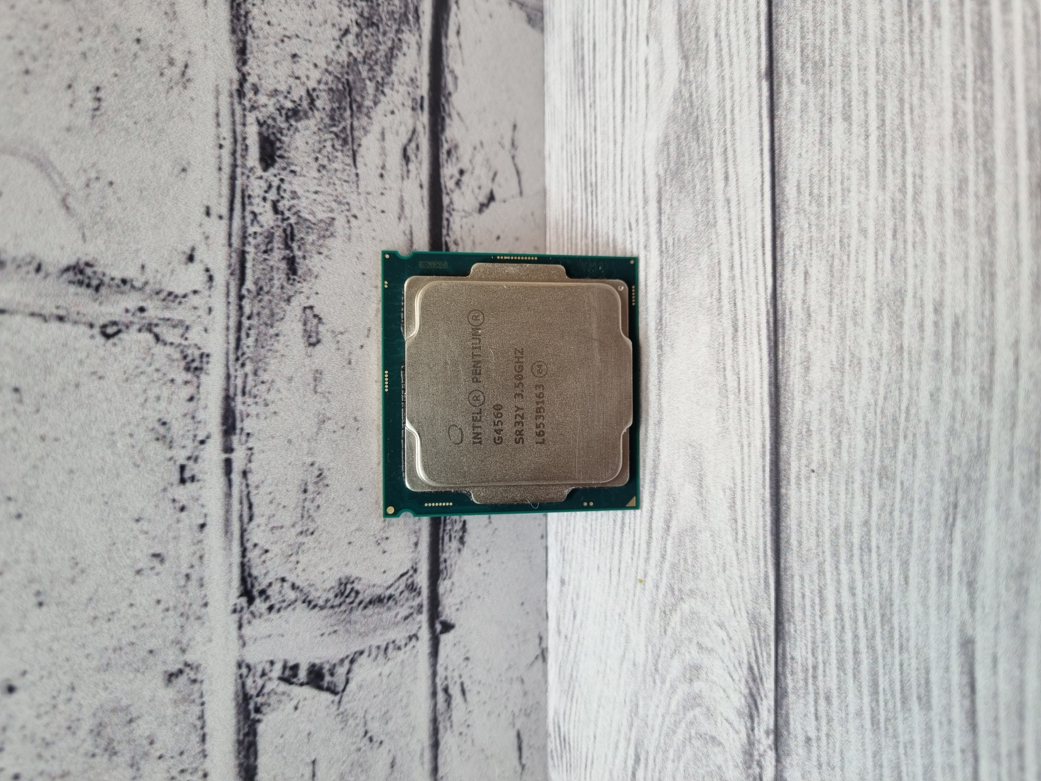Процессор S1151 Intel Pentium G4560