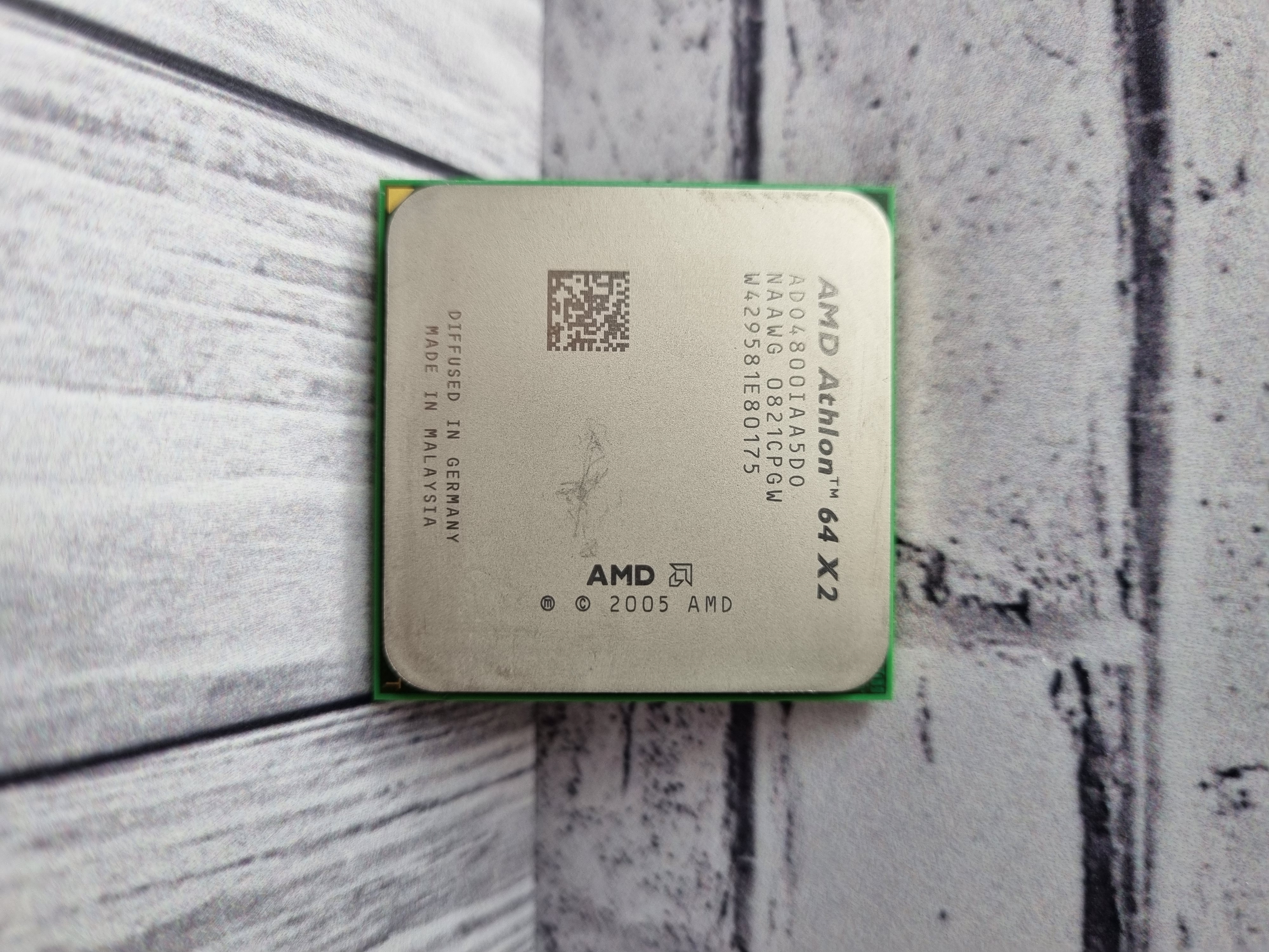 Процессор SAM2 AMD Athlon 64x2 4800+