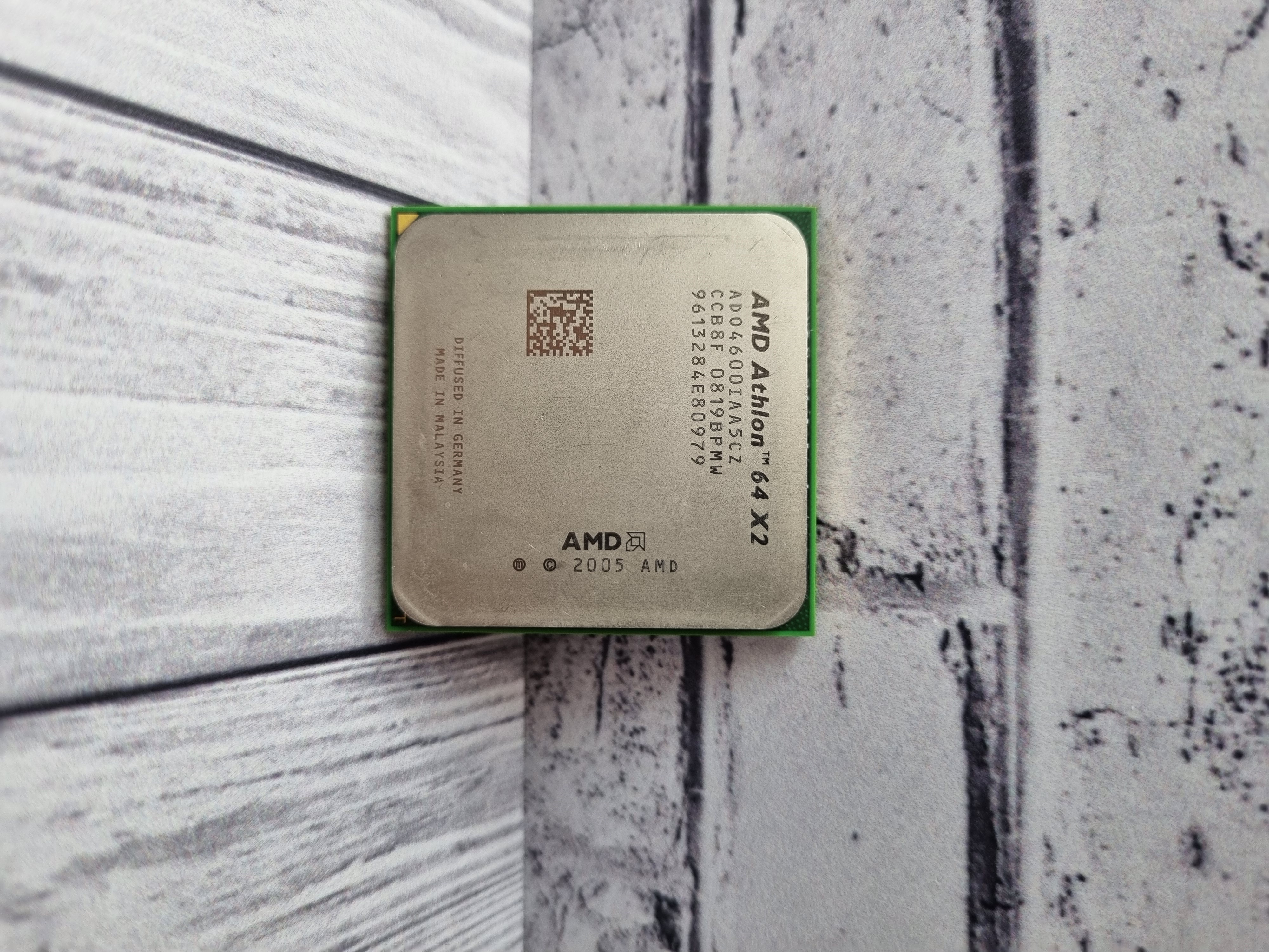 Процессор SAM2 AMD Athlon 64x2 4600+