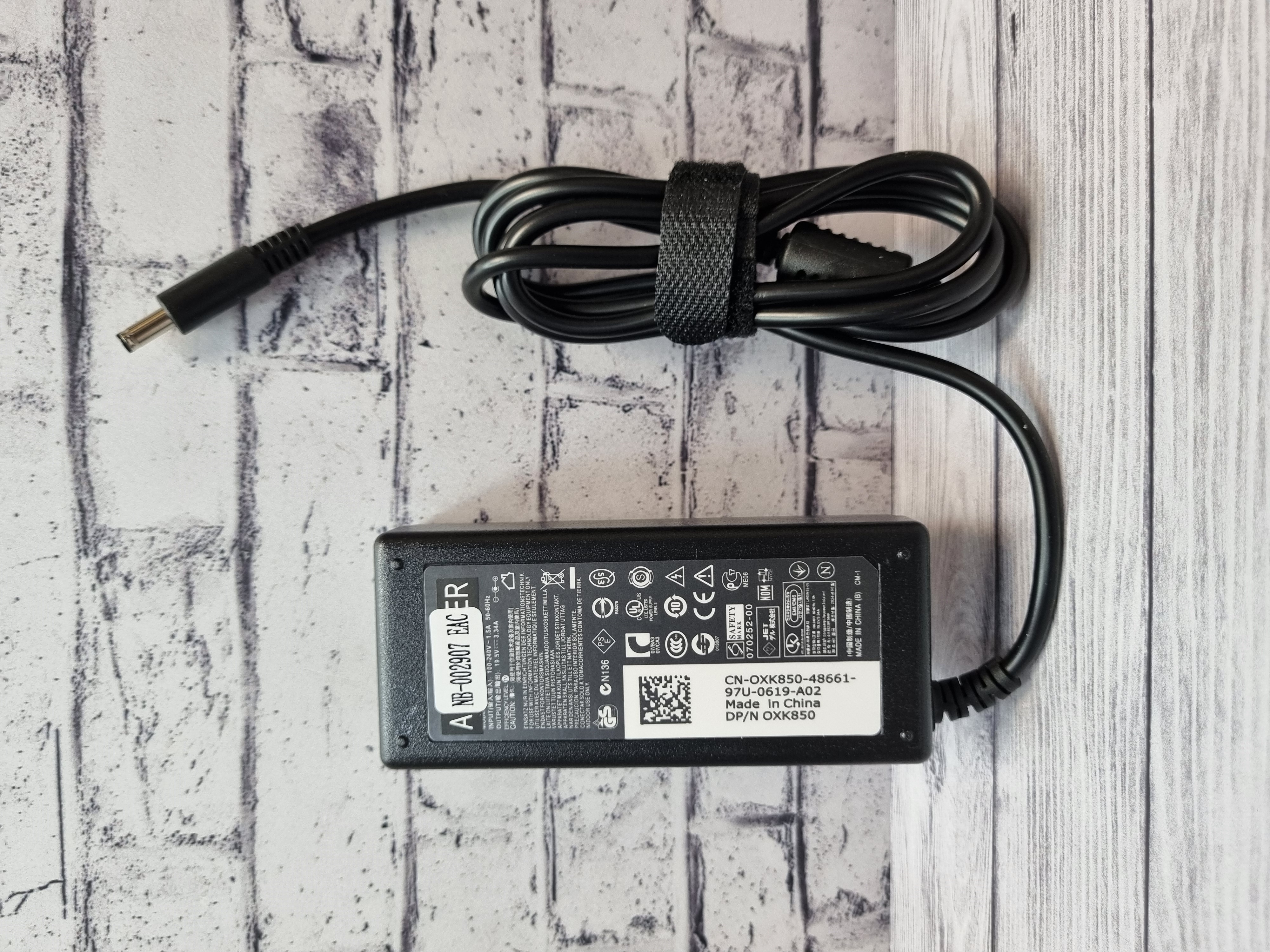 Блок питания для ноутбука DELL DC Output: 19.5V 3.34A  65W