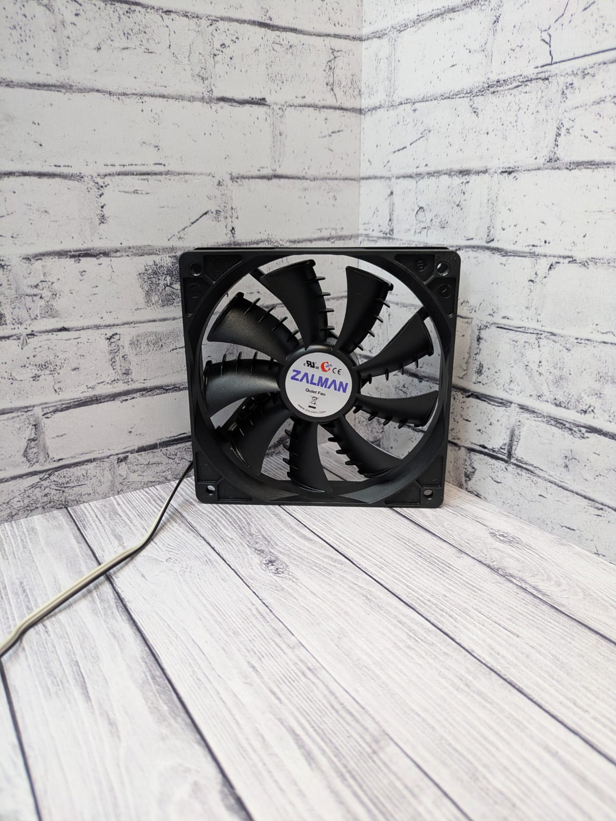 Вентилятор для корпуса zalman 120x120mm Model ZM-F3 ZE1225ASL