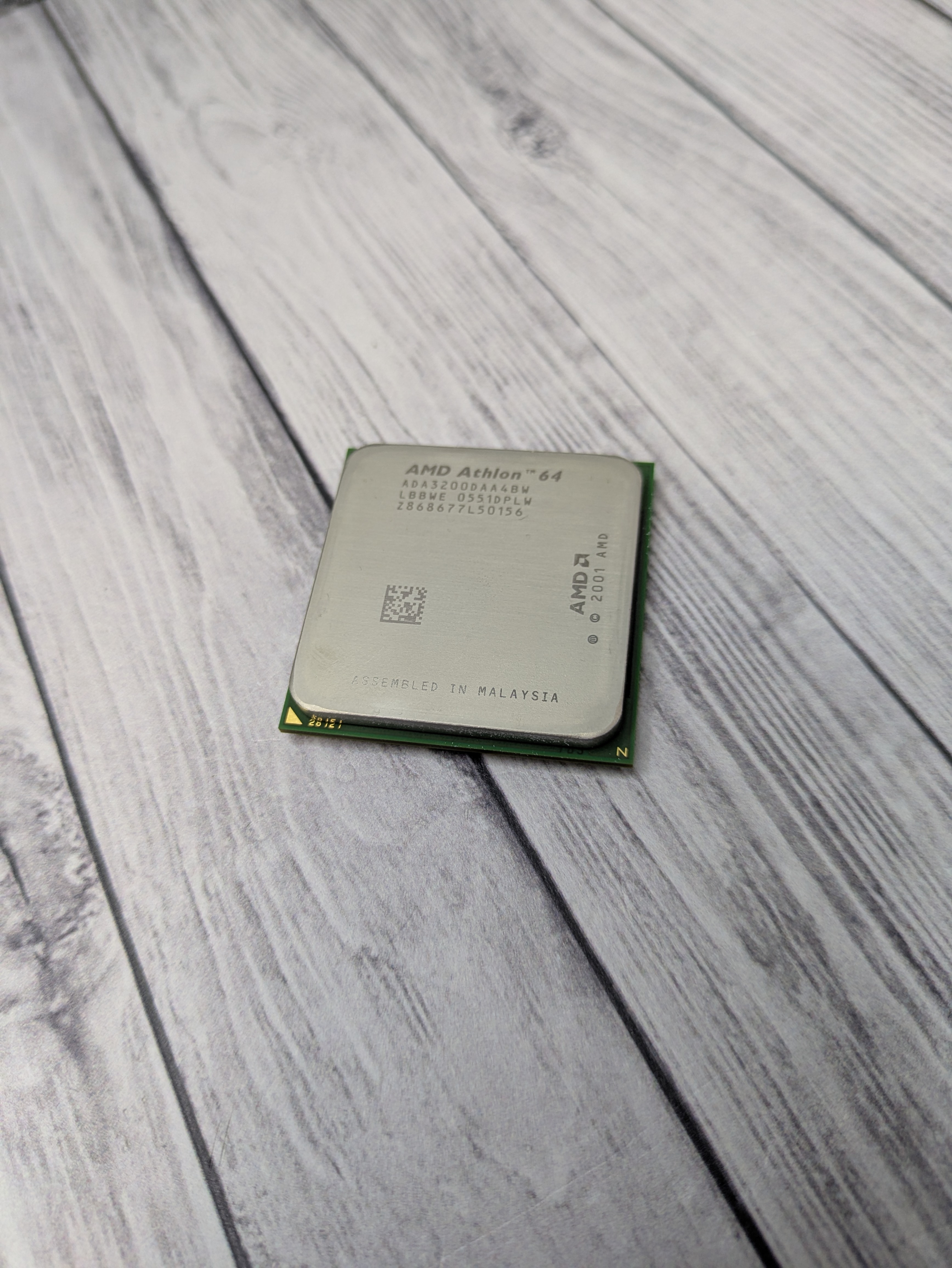 Процессор S939 AMD Athlon ™ 64 3200+